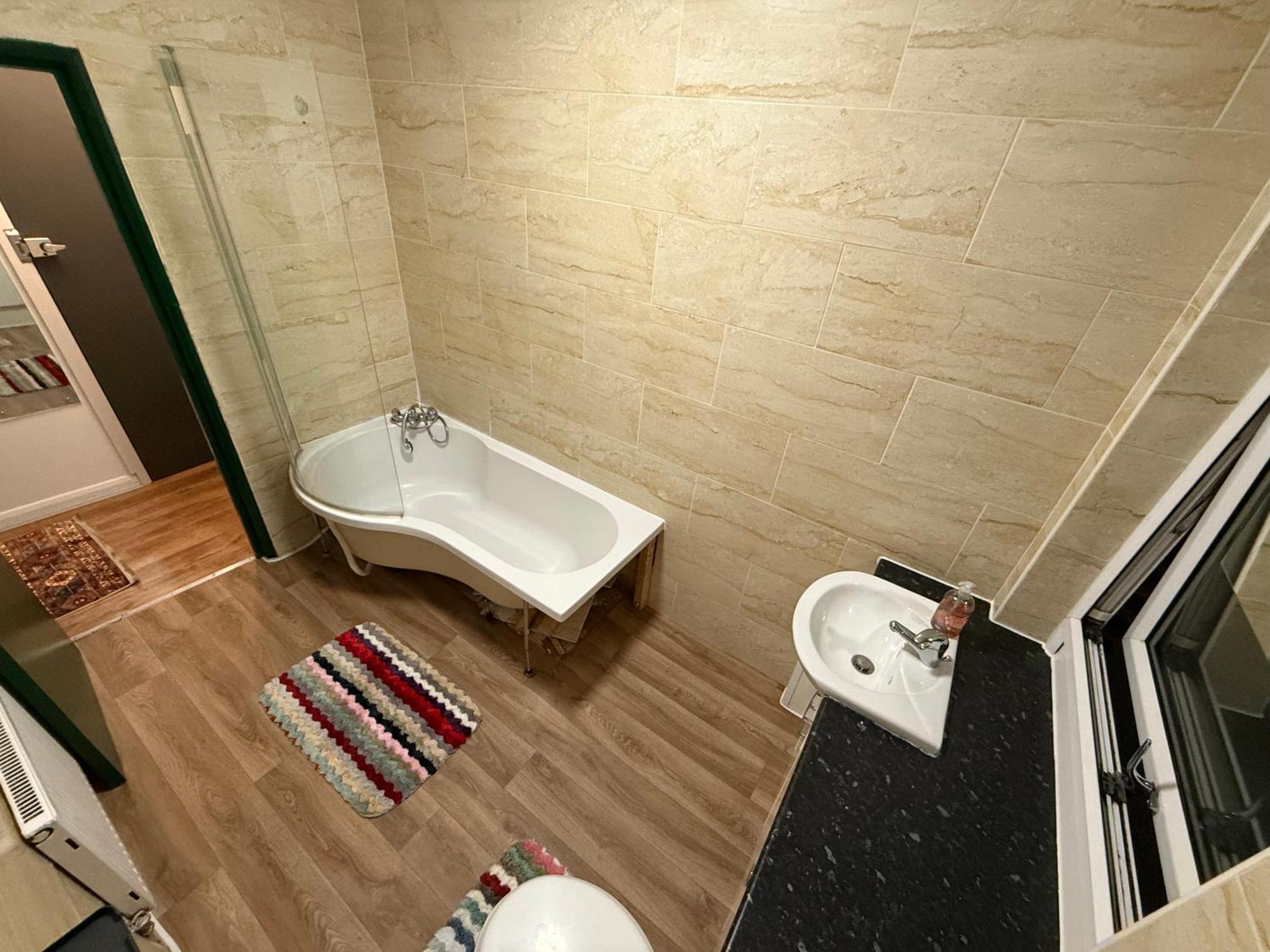 Rumi's Serenity Apartment